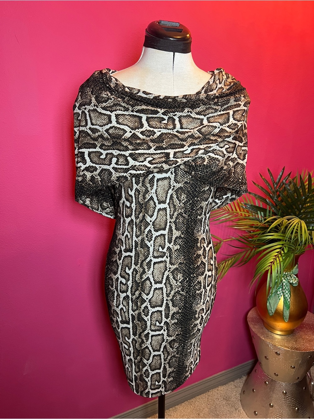Vintage Snake Print Brown & Cream Shawl Shrug Style Dress